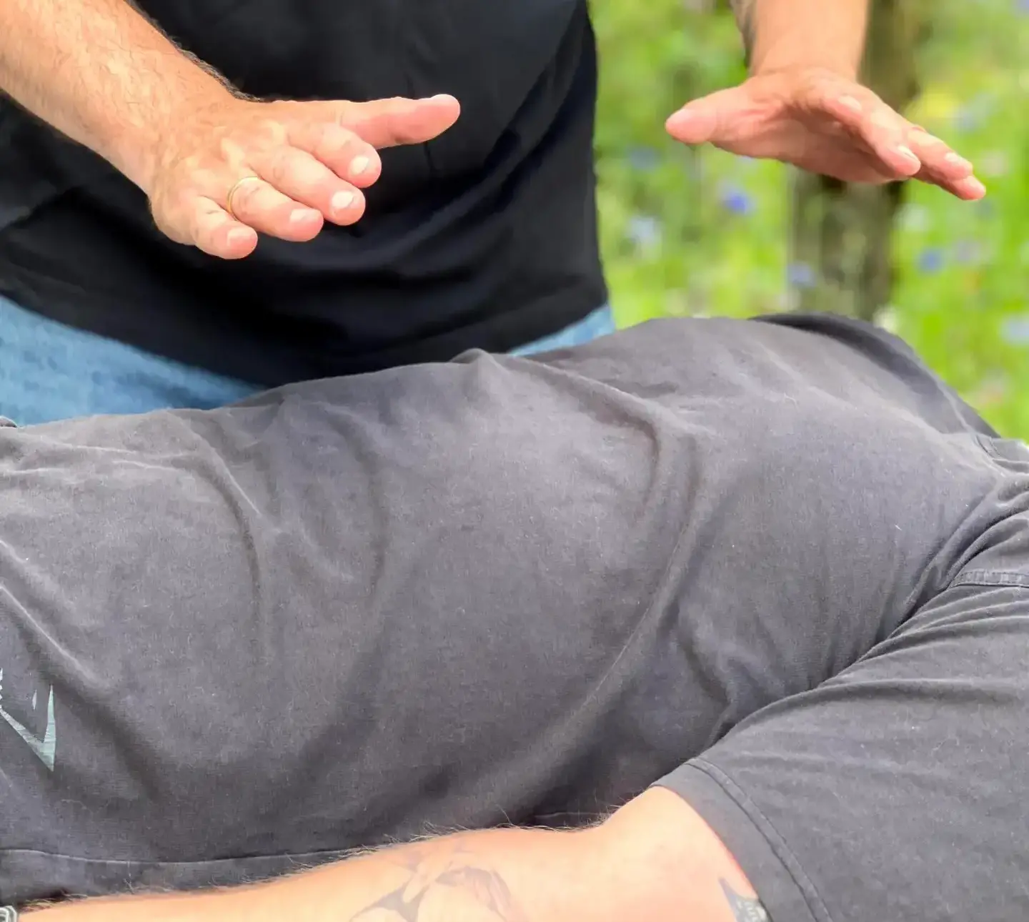 Healing – Hands off